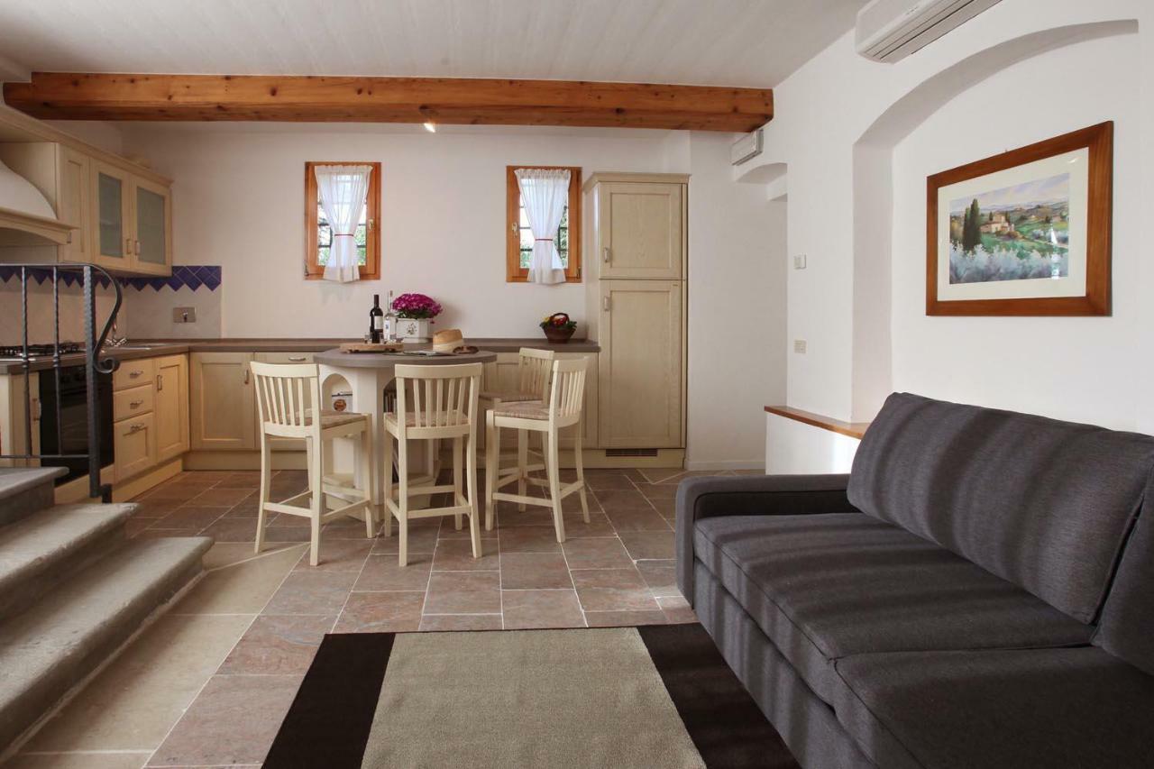 Agriturismo Le Pianore Монтеспертоли Экстерьер фото